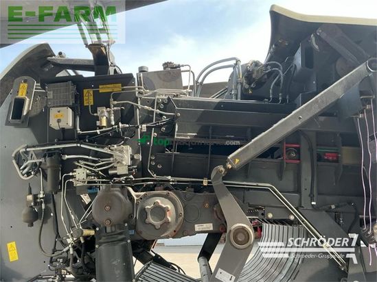 Empacadora gigant - Claas - quadrant 3200 fc