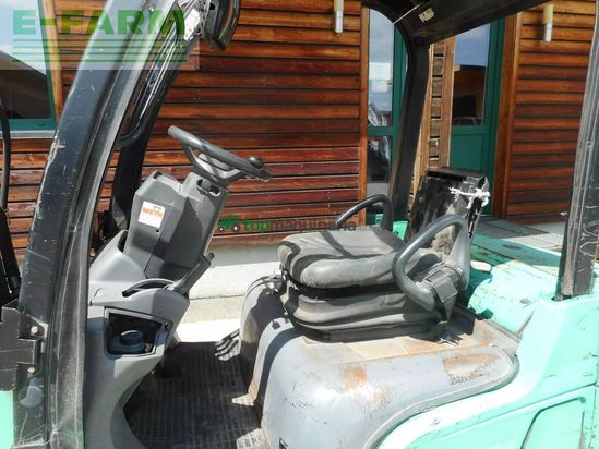 Elevadora - Mitsubishi - fd 25 n triplex 6,4m + ss + zwillingsreifen