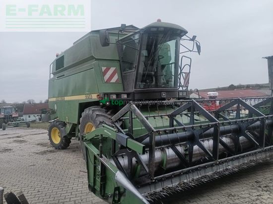 Cosechadora de Cereal - John Deere - 2256
