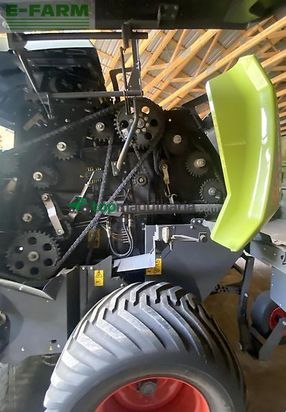 Empacadora gigant - Claas - rollant 540 rc