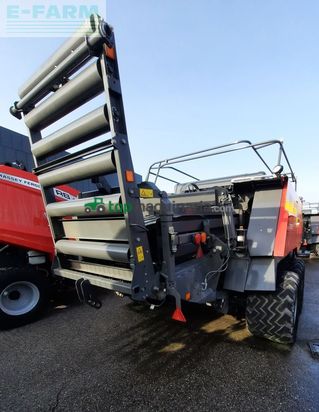 Empacadora gigant - Massey Ferguson - 2260 tc