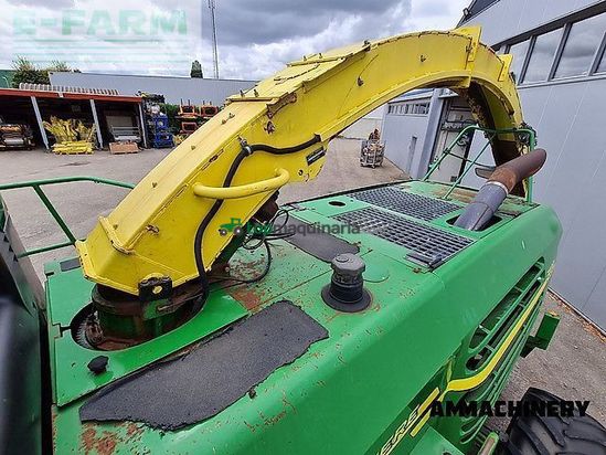 Cosechadora de Cereal - John Deere - 7400 forage harvester