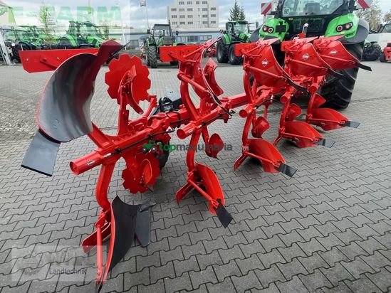 Arado - Kuhn - varimaster 153