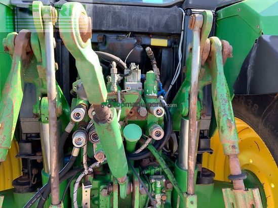 Tractor agrícola - John Deere - 6810 tractor (st23891)