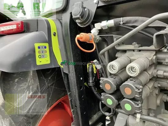 Tractor agrícola - Claas - axos 240 + mx a 106 frontlader