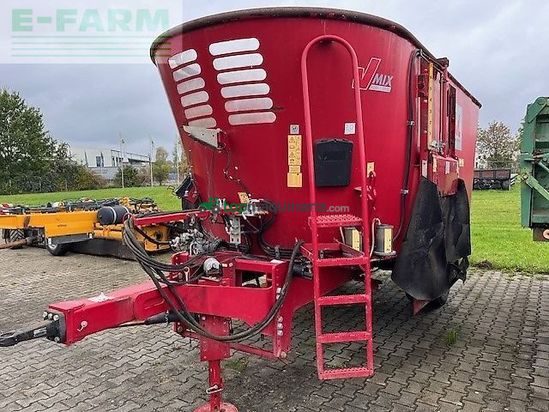 Remolqu esparcidor -  - v-mix plus futtermischwagen