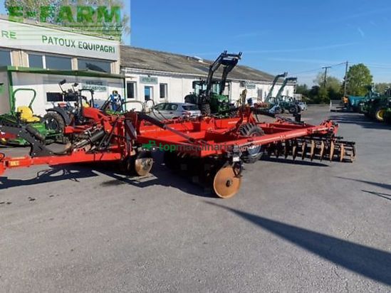 Grada de disco - Gregoire Besson - 44 disques