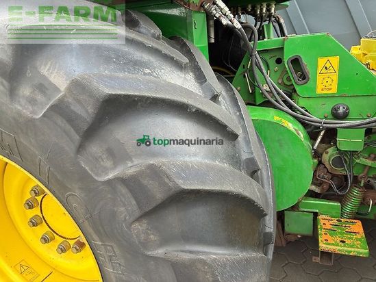 Cosechadora de Cereal - John Deere - 7400 mit kemper pu 630c bj.12