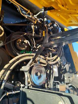 Cosechadora de Cereal - New Holland - CX8060