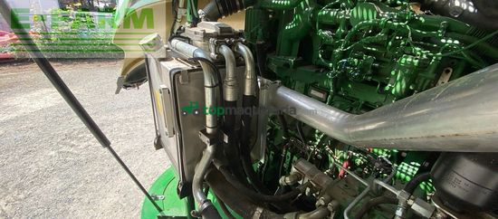 Cosechadora de Cereal - John Deere - 8300