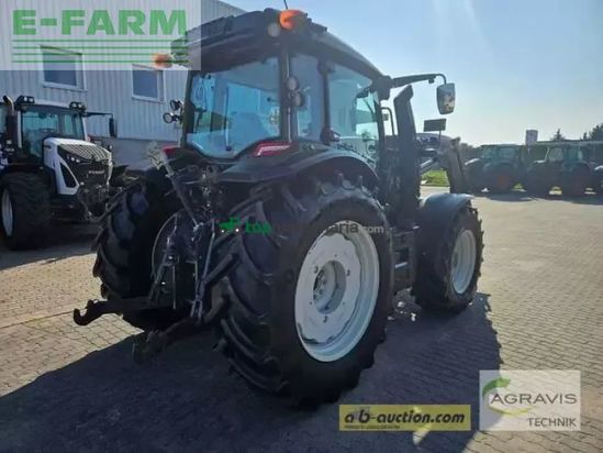 Tractor agrícola - Valtra - g 135 a 1b9