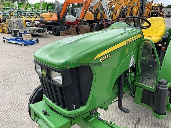 Tractor agrícola -  - john deere 5055e (st4162)
