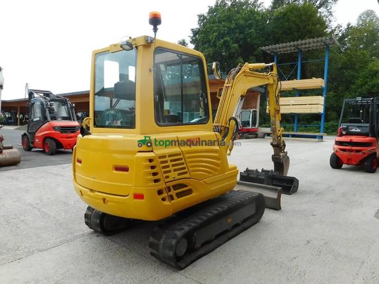 Excavadora - Takeuchi - tb 235 ( 3.605kg ) powertilt + hydr. sw