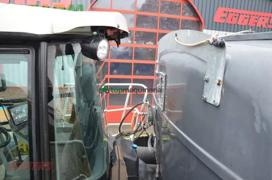 Esparcidor - Claas - xerion 4200 saddle trac bauer