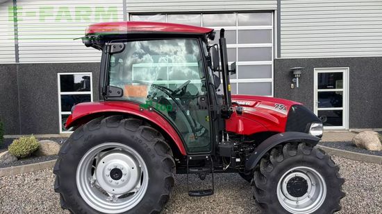 Tractor agrícola - Case IH - farmall 75 a med vendegear og brede hjul