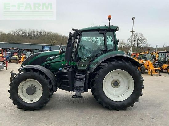 Tractor agrícola - Valtra - t214 direct tractor (st22267) Direct