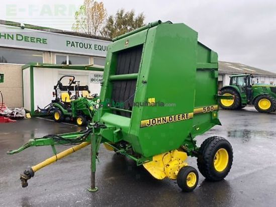 Empacadora gigant - John Deere - 590