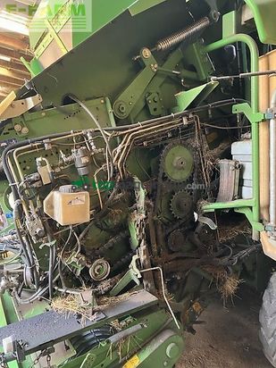 Empacadora gigant - Krone - comprima cv 210