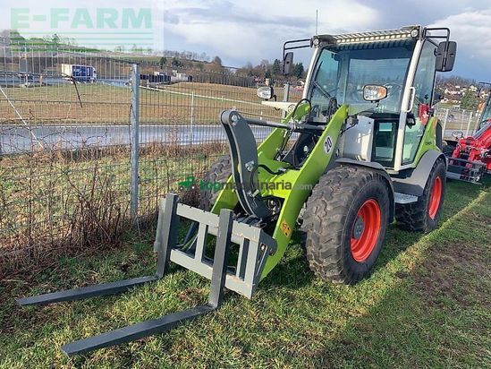 Minicargadora - Claas - torion 530 + palettengabel