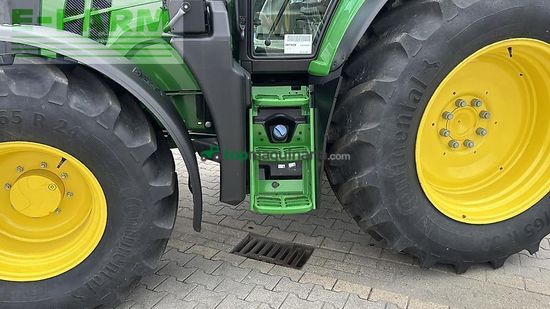 Tractor agrícola - John Deere - traktor 6120m mit kabine