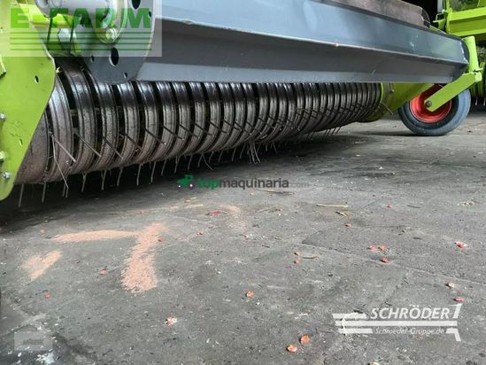 Empacadora gigant - Claas - quadrant 2200 rc