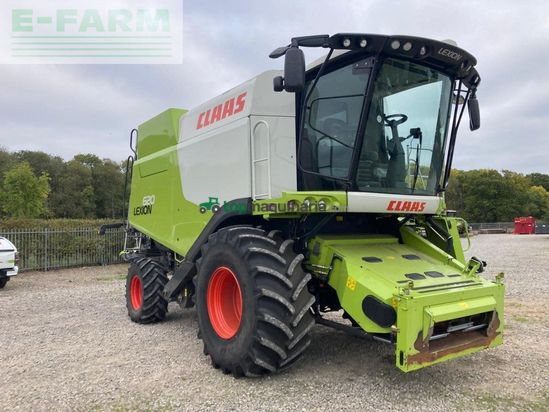 Cosechadora de Cereal - Claas - USED 2015 LEXION 620 C/W V620 C/BAR