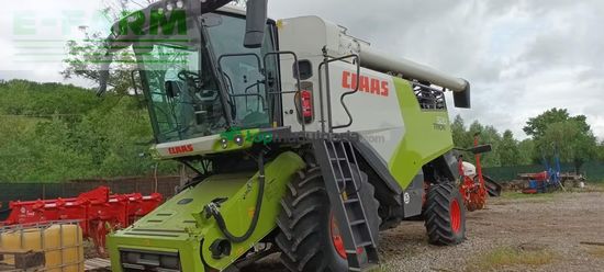 Cosechadora de Cereal - Claas - TRION 520 E5