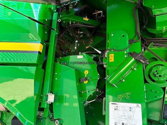 Cosechadora de Cereal - John Deere - s785