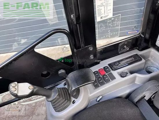 Minicargadora - JCB - 403 plus