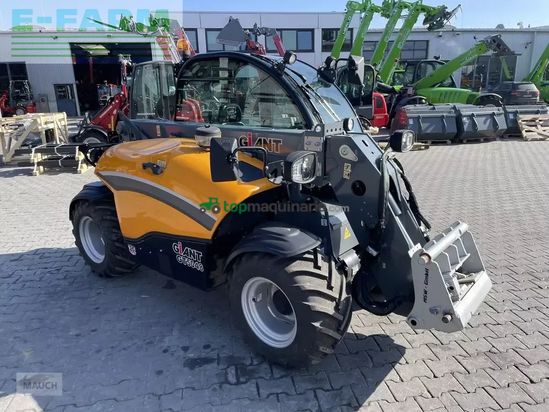 Telescopica - Giant - tendo 5048 mit weidemann aufnahme