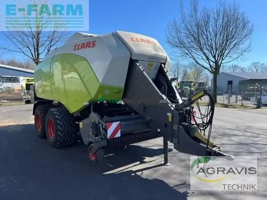 Empacadora gigant - Claas - quadrant 5300 fc t