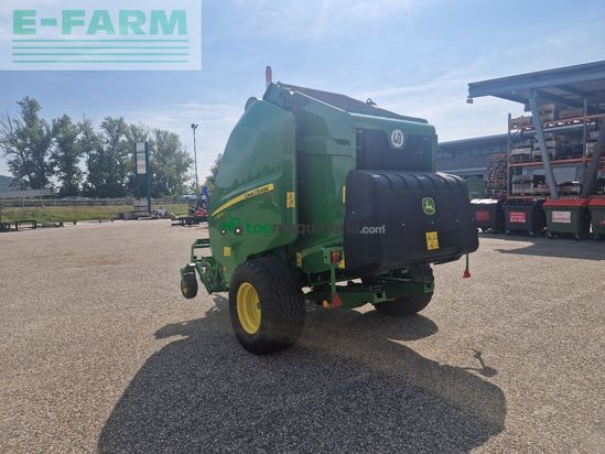 Empacadora gigant - John Deere - V461M