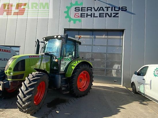 Tractor agrícola - Claas - arion 520