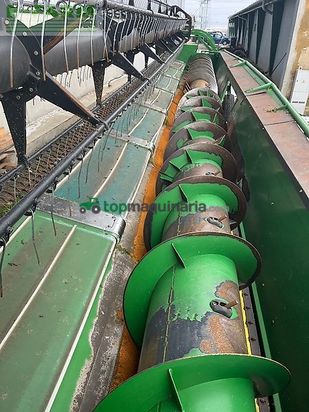 Cosechadora de Cereal - John Deere - s690