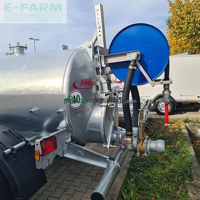 Cuba de purin - Fliegl - wfw 4000 einachs wasserfasswagen