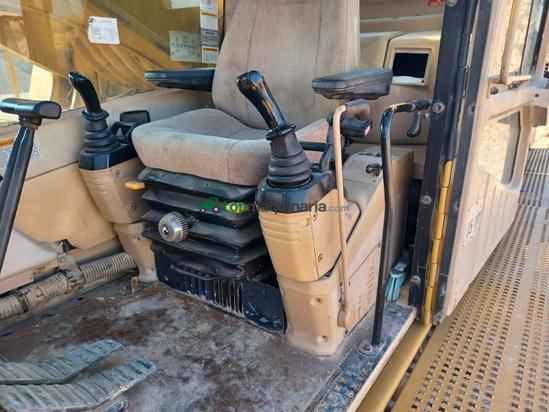 Excavadora CATERPILLAR 375ME