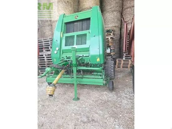 Empacadora gigant - John Deere - 864n