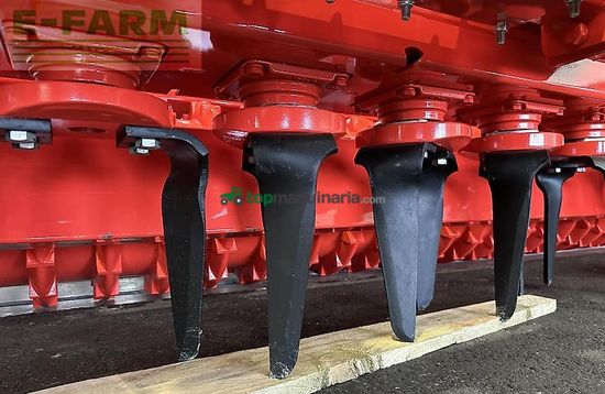 Sembradora - Maschio - dama 300 24 corex+ + dm-classic 3000 scm