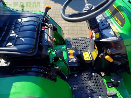 Tractor agrícola - John Deere - 4110
