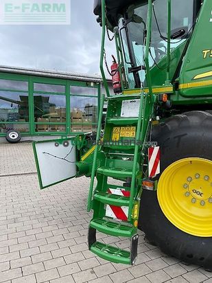 Cosechadora de Cereal - John Deere - t560