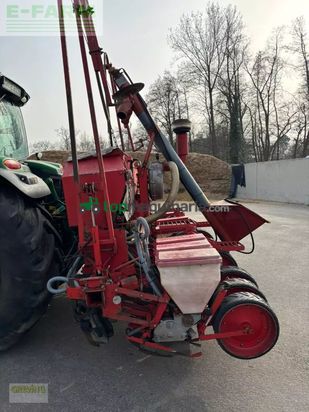 Sembradora monograno mecanica - Becker - aeromat t *kundenauftrag*