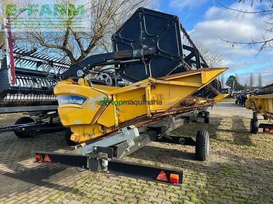 Cabezal - New Holland - 9,15m varifeed