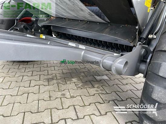 Empacadora gigant - Claas - variant 485 rc