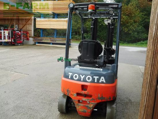 Elevadora - Toyota - 8fbnkt16t triplex 4,7m + ss + ladegerät ( lithiu