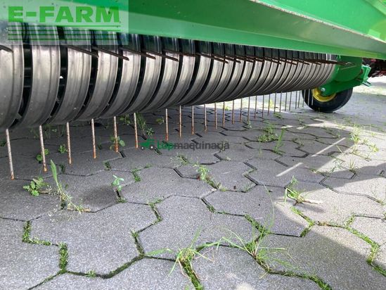 Empacadora gigant - John Deere - 990