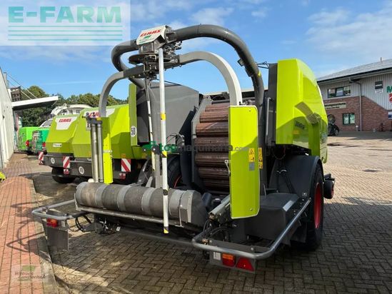 Empacadora gigant - Claas - rollant 454 rc uw