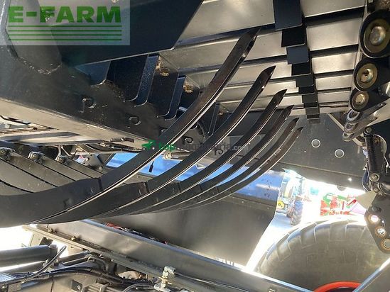 Empacadora gigant - Claas - quadrant 5300 fc