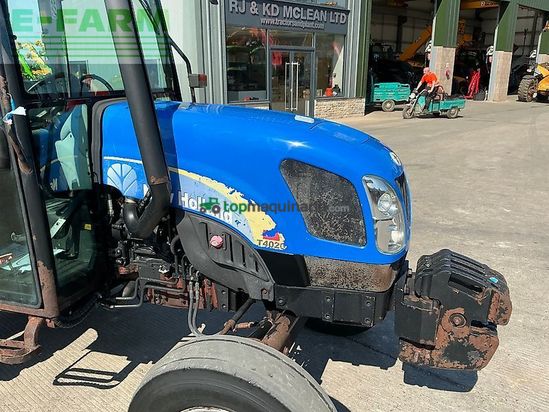 Tractor agrícola - New Holland - t4020 tractor (st26079)