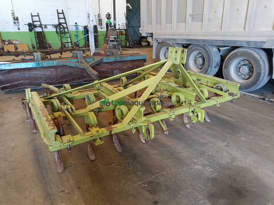 Cultivador de 3 filas