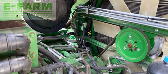 Cosechadora de Cereal - John Deere - 8700